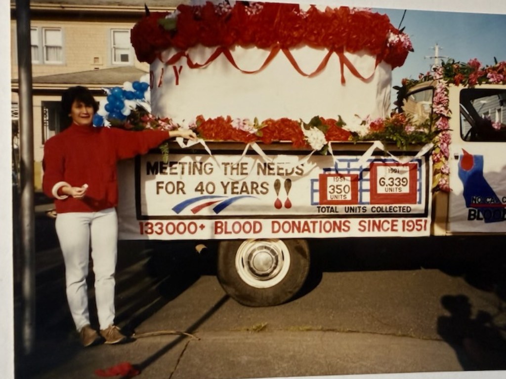 Northern California Community Blood Bank parade float celebrating 40 years and more than 133,000 donations